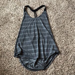 Nike workout tank top
